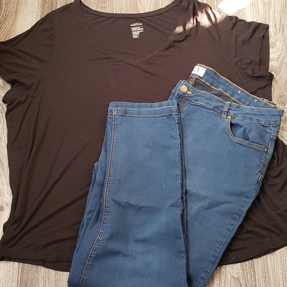 Top - Picture 2 of 2